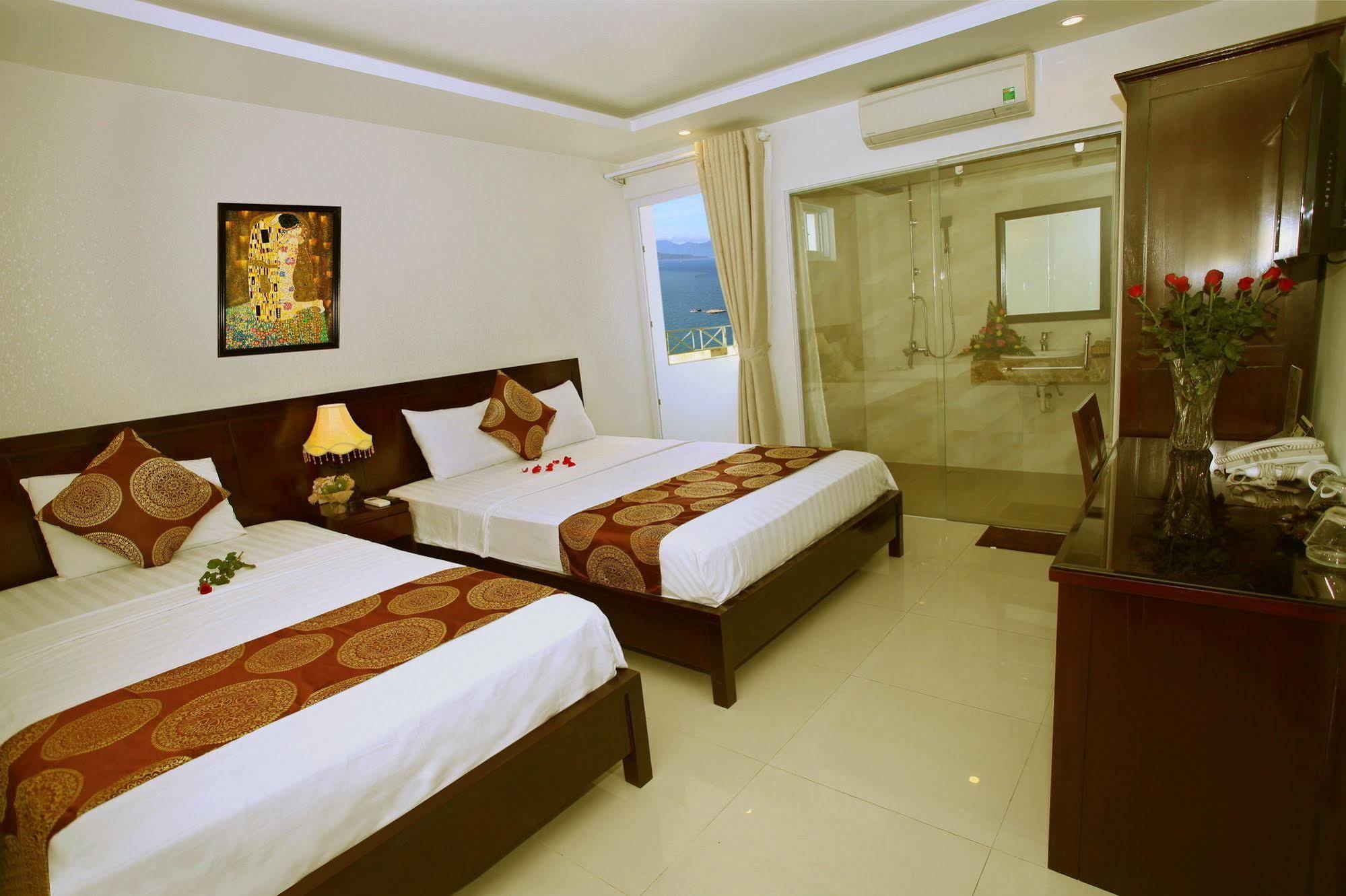 Azura Hotel Nha Trang Eksteriør billede