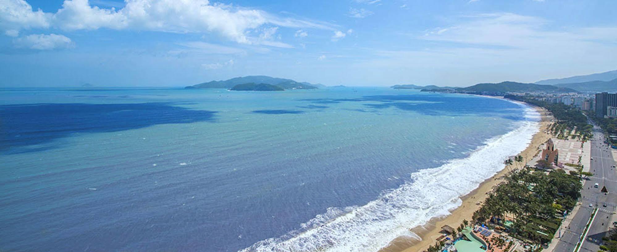 Azura Hotel Nha Trang Eksteriør billede
